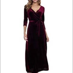 InsNova XL Cranberry colored velvet maxi holiday dress